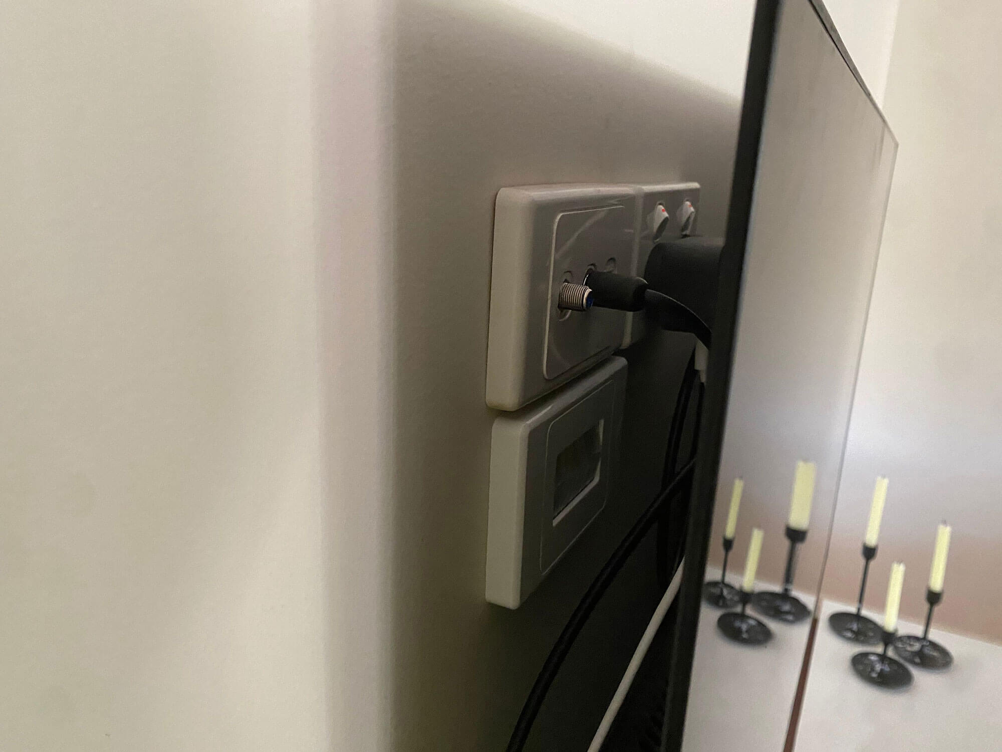 Data point installation